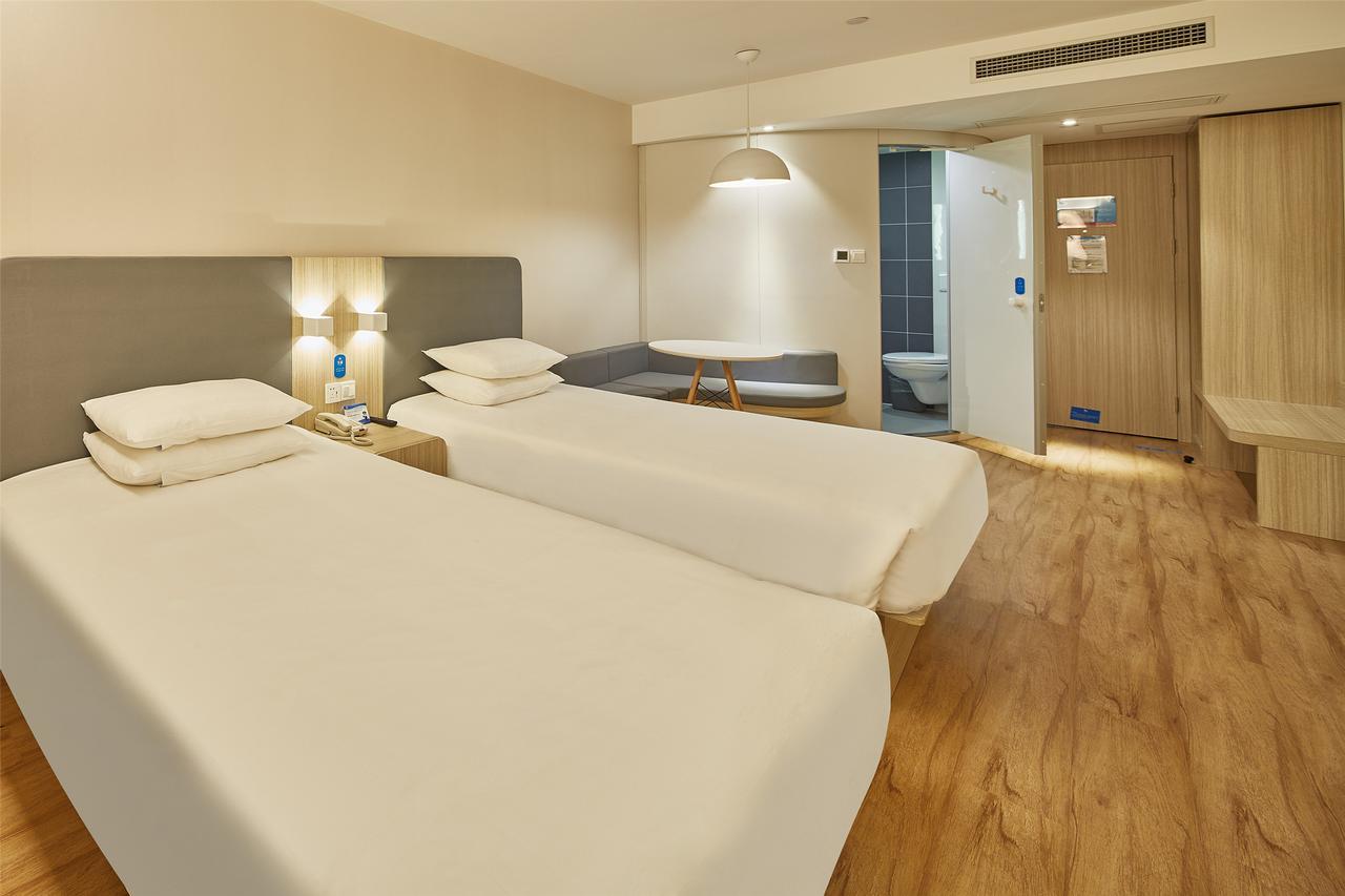 Hanting Hotel Nanjing Wutang Square Exterior foto